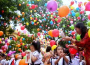 Học sinh cả nước tưng bừng ngày khai giảng năm học mới Học sinh cả nước tưng bừng ngày khai giảng năm học mới